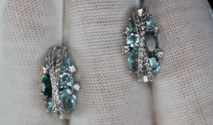 Womens Blue Oval Diamond Ear Studs