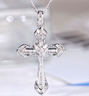 cross pendant with diamonds