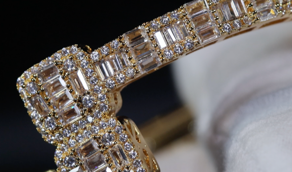 
            
                Load image into Gallery viewer, Gold Iced Out Bracelet
            
        
