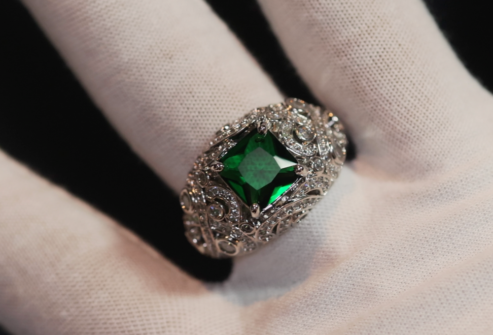 Green Diamond Ring