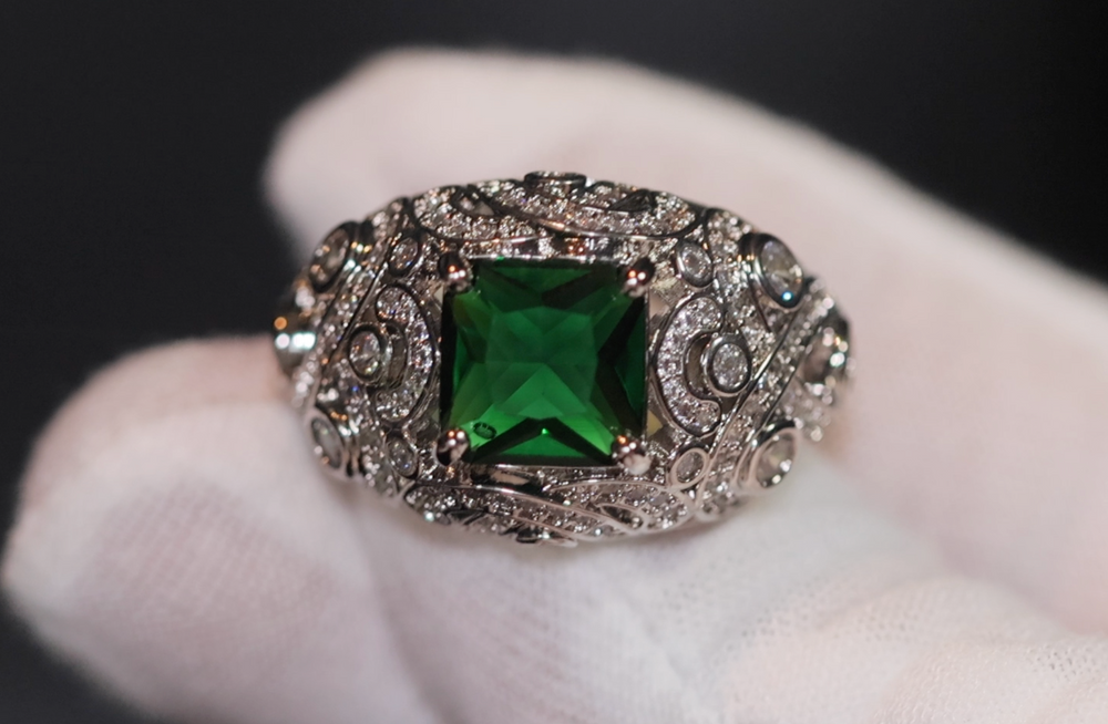 Green Diamond Ring