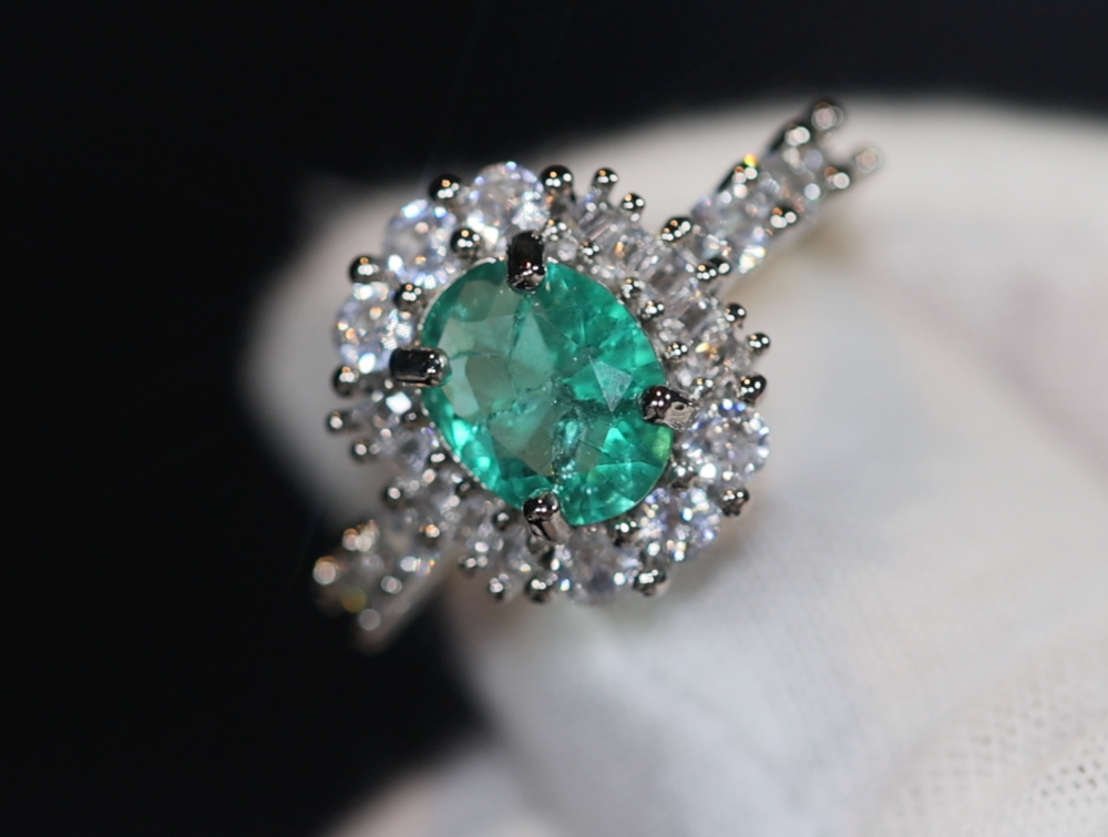 Green Diamond Ring