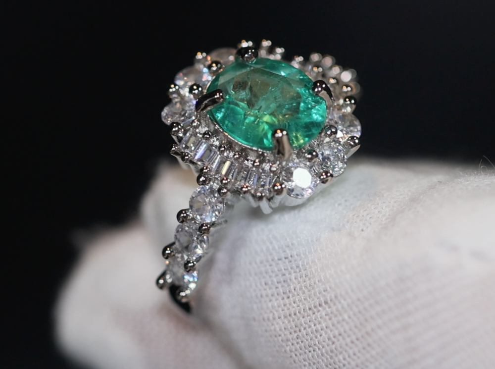 Green Diamond Ring