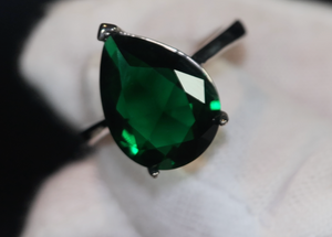 teardrop green diamond ring