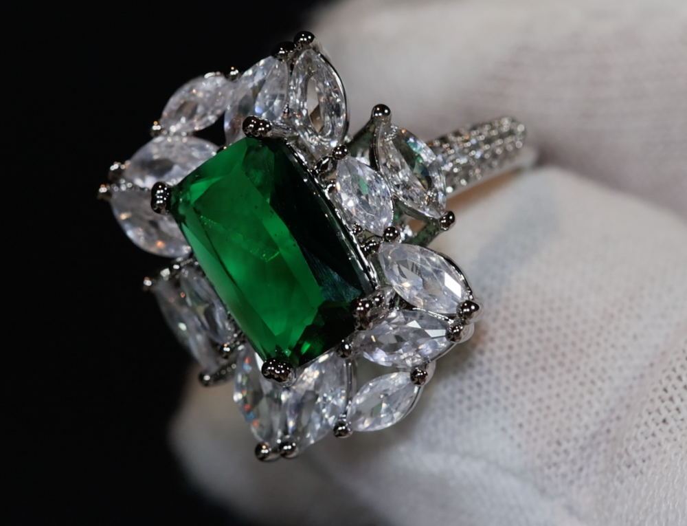 Green Diamond Ring | Big Green Diamond Ring