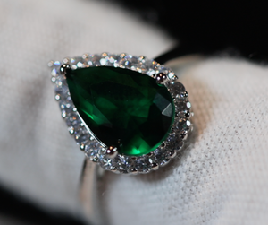 Green Diamond Ring, Teardrop green diamond ring, Green Pear Cut Diamond Ring