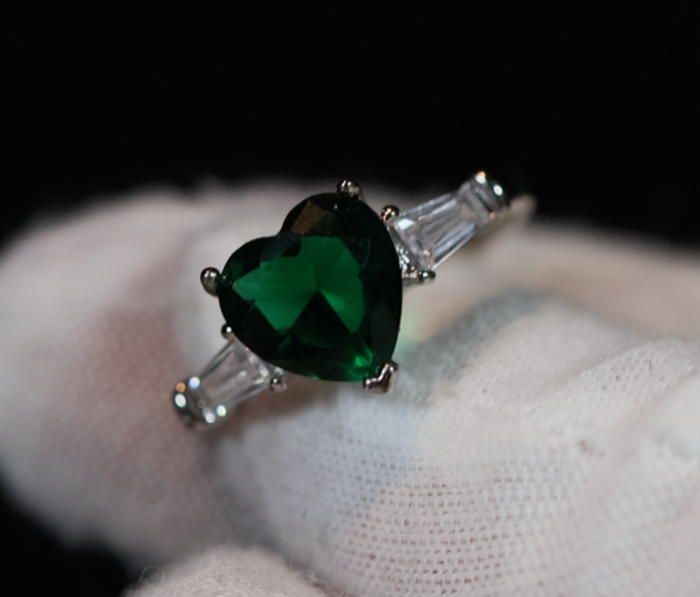 Green Diamond Heart Ring | Womens Green Diamond Ring