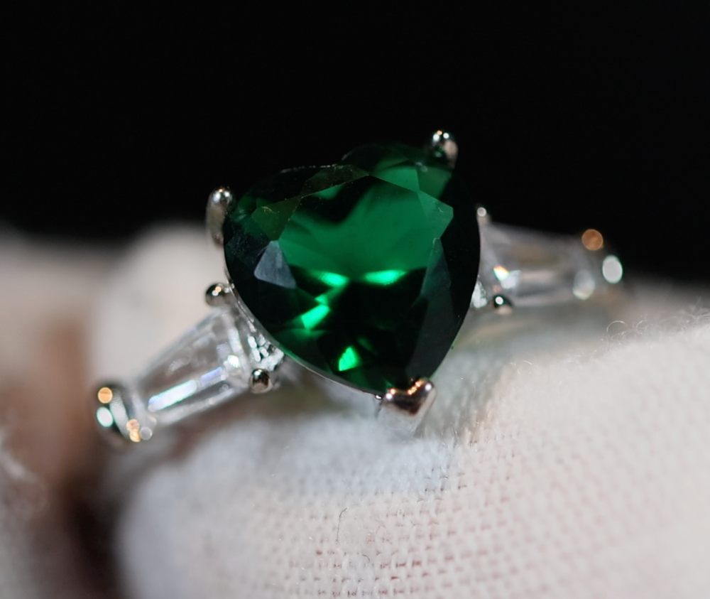 Green Diamond Heart Ring | Womens Green Diamond Ring