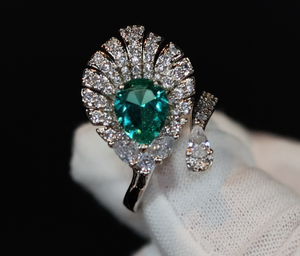 Green Diamond Engagement Ring | Peacock Diamond Ring | Green diamond feather ring