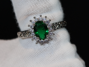 Green Diamond Ring | Green Diamond Engagement Ring