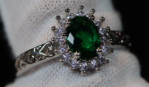 Green Diamond Ring | Green Diamond Engagement Ring