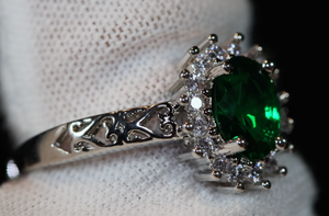 Green Diamond Ring | Green Diamond Engagement Ring