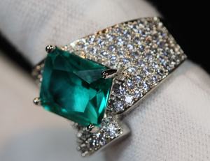 Aquamarine Green Diamond Ring | Green Diamond Ring