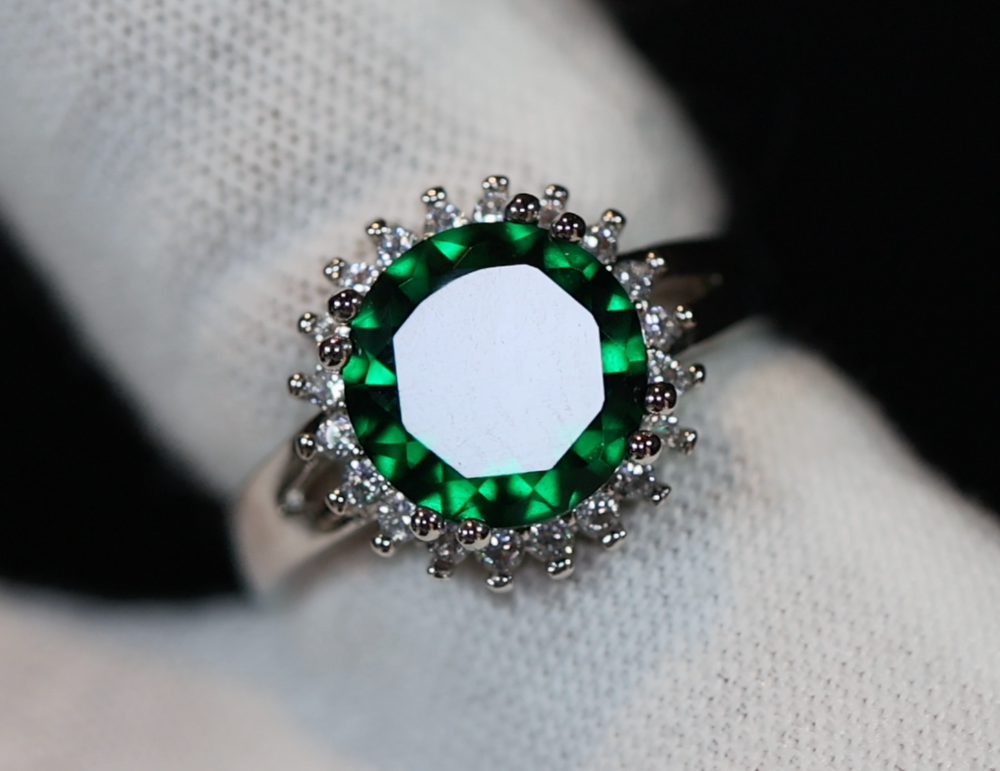 
            
                Load image into Gallery viewer, Green Diamond Engagement Ring
            
        