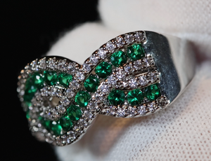 Green Diamond Ring | Green Diamond Infinity Ring