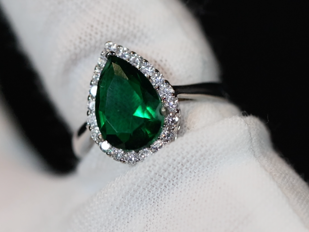 Green Pear Cut Diamond Ring