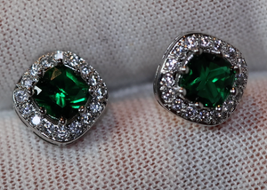 Green diamond ear studs