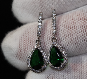 Green Diamond Earrings | Emerald Green Diamond Earrings