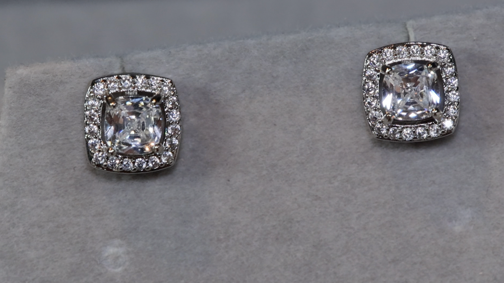 Womens Diamond Ear Studs | Mens Diamond Ear Studs | Iced Out Ear Studs ...