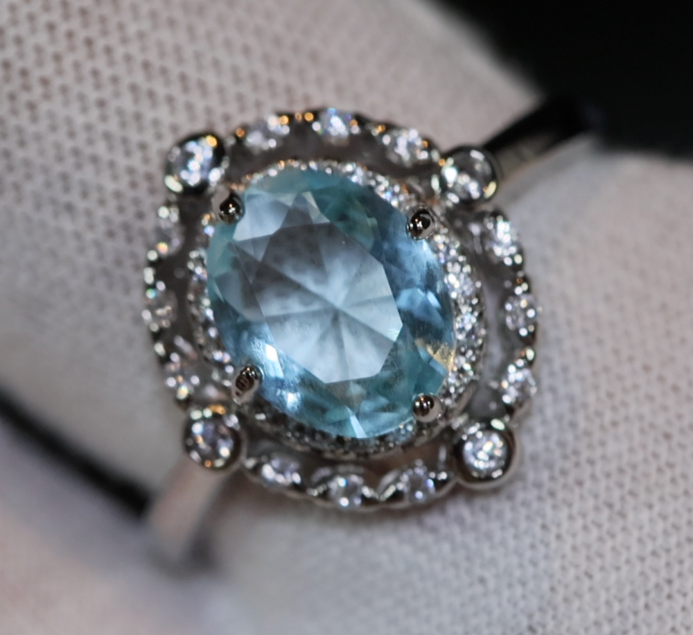 
            
                Load image into Gallery viewer, Blue Diamond Engagement Ring | Oval Wedding Ring | Wedding Ring | Blue Wedding Ring | Halo Ring | Beautiful engagement ring | Wedding Ring
            
        