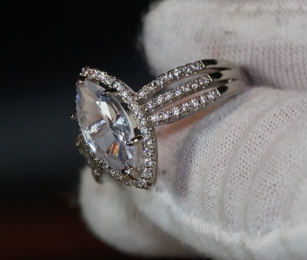 Marquise Diamond Ring | Marquise Engagement Ring