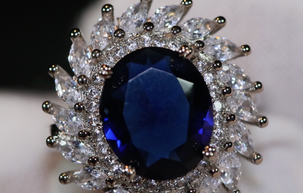 
            
                Load image into Gallery viewer, Sapphire Blue Diamond Ring | Blue Diamond Engagement Ring | Sapphire Blue Ring | Blue Wedding Ring | Blue Diamond Ring with halo | Halo Ring
            
        