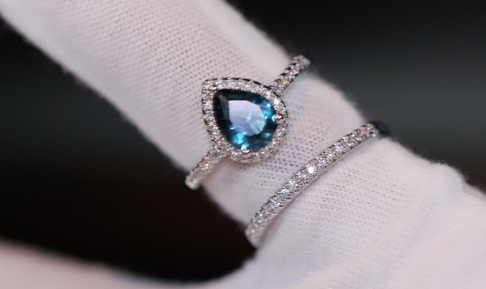 Blue Wedding Ring | Blue Diamond Wedding Ring Set | Teardrop Ring | Pear Cut Ring | Blue Diamond Ring | Blue Engagement Ring | Wedding Ring