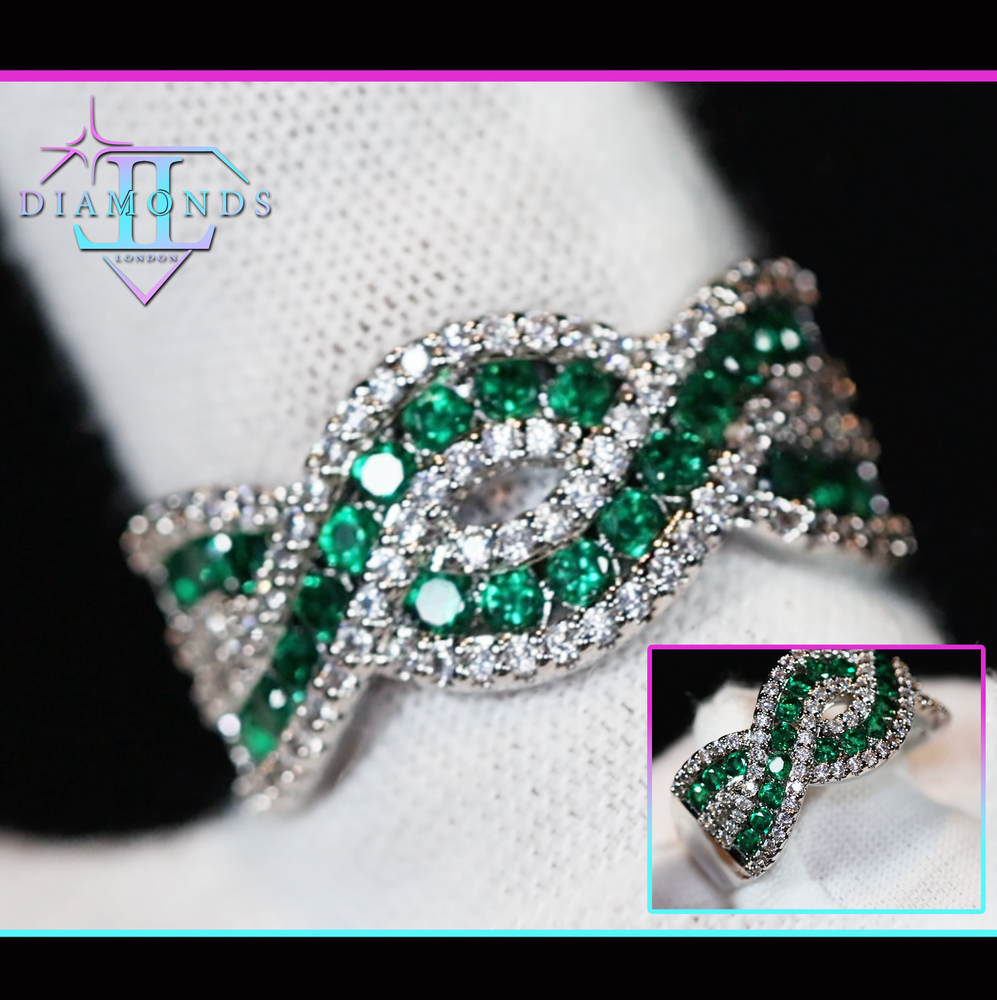 Infinity green diamond ring