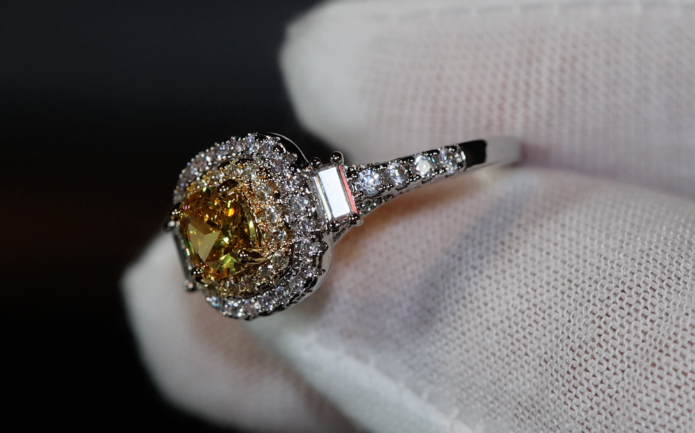 
            
                Load image into Gallery viewer, Yellow Diamond Ring | Yellow Diamond Engagement Ring
            
        