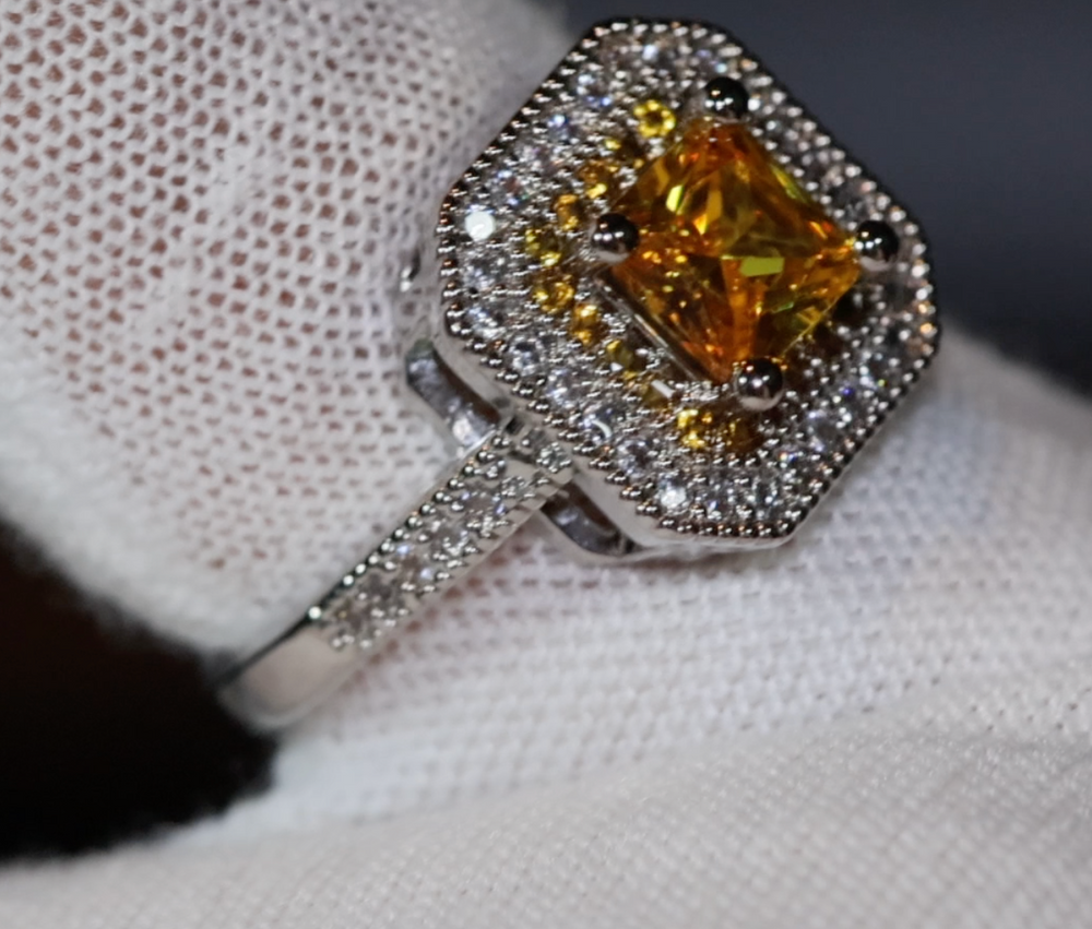 Yellow Diamond Ring | Yellow Diamond Engagement Rings