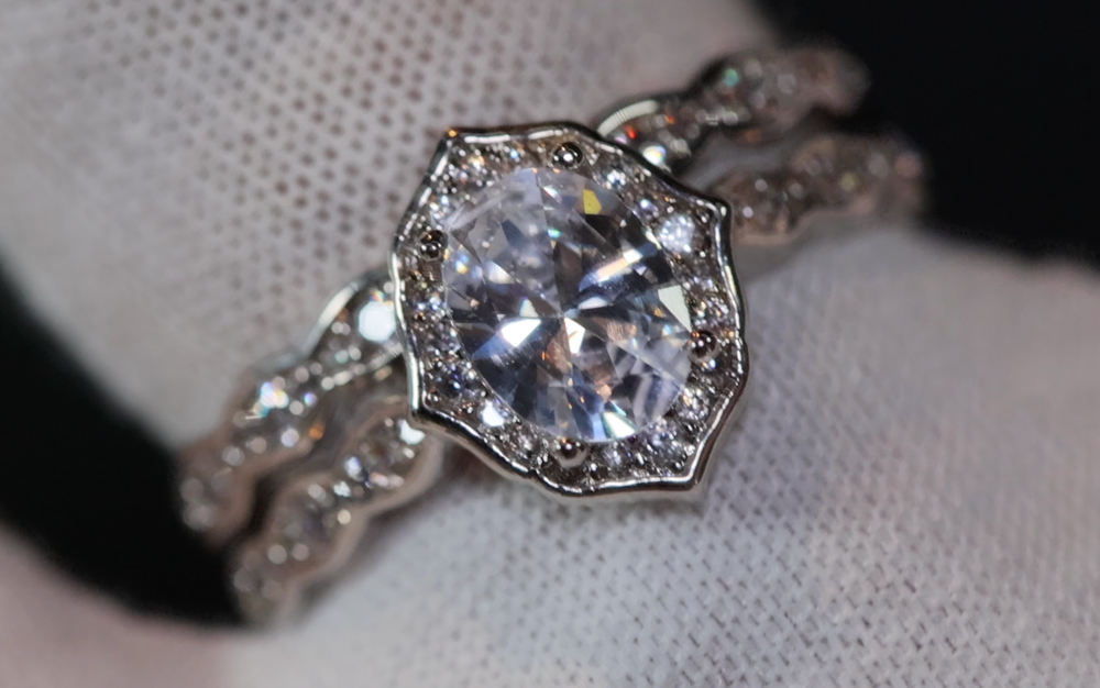
            
                Load image into Gallery viewer, Oval Diamond Ring | Oval Ring | Oval Engagement Ring | Engagement Ring | Womens Ring
            
        