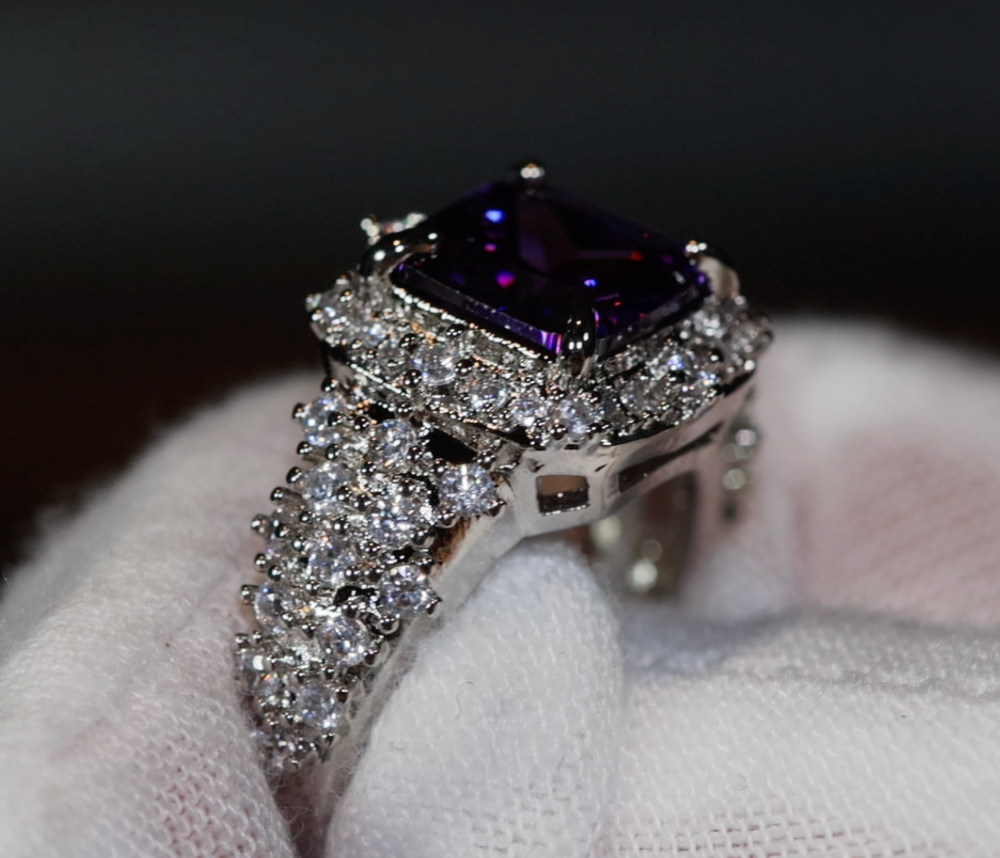 
            
                Load image into Gallery viewer, Princess Cut Ring | Purple Diamond Ring | Purple Diamond Engagement Ring | Purple Amethyst Ring | Purple Sapphire Ring | Purple Gem Ring
            
        