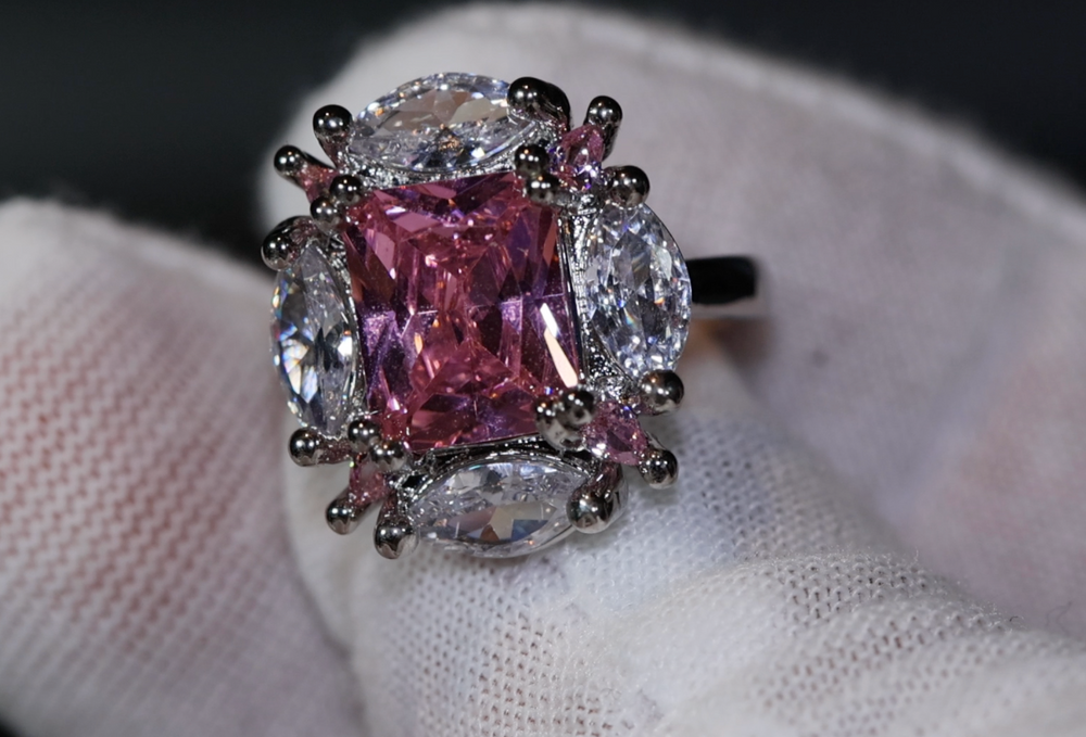 Pink Diamond Ring | Pink Diamond Engagement Ring | Pink Diamond Rings