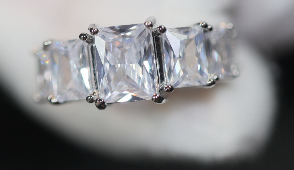 Womens baguette diamond ring