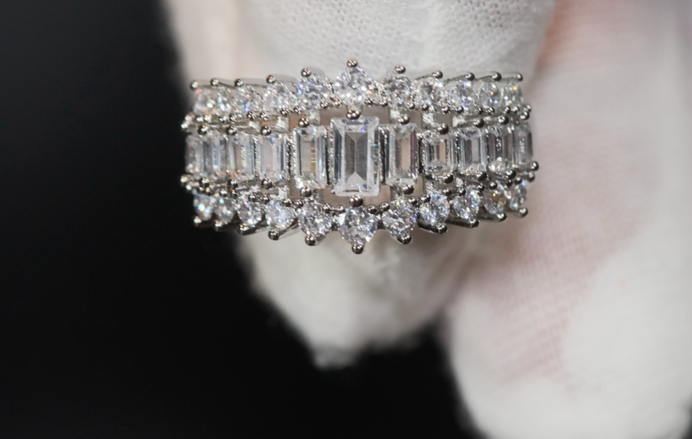 Baguette Ring | Women's Baguette Diamond Engagement Ring