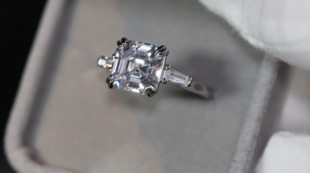 
            
                Load image into Gallery viewer, Asscher Diamond Engagement Ring
            
        