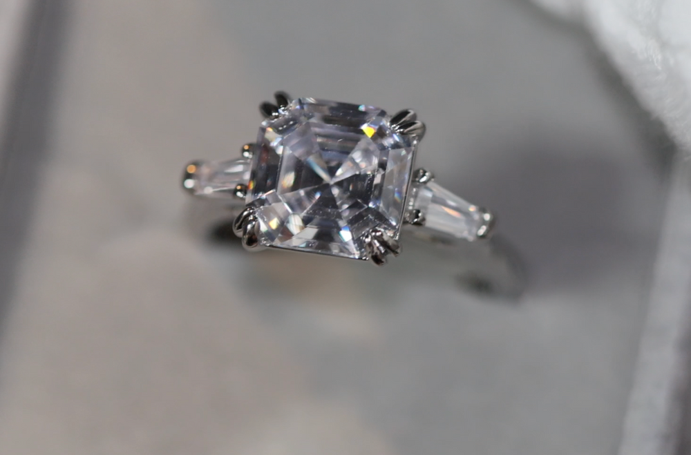
            
                Load image into Gallery viewer, Asscher Diamond Ring
            
        