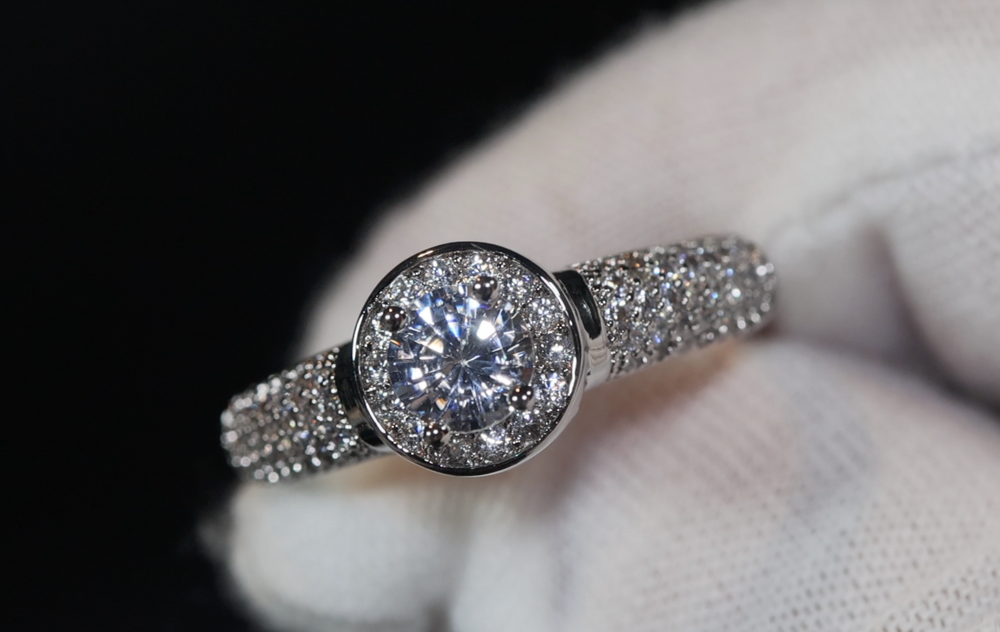 
            
                Load image into Gallery viewer, Diamond Engagement Ring | Round Diamond Engagement Ring | Peg Head Ring | Womens Engagement Ring | Diamond Ring
            
        