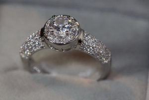 Diamond Engagement Ring | Round Diamond Engagement Ring | Peg Head Ring | Womens Engagement Ring | Diamond Ring