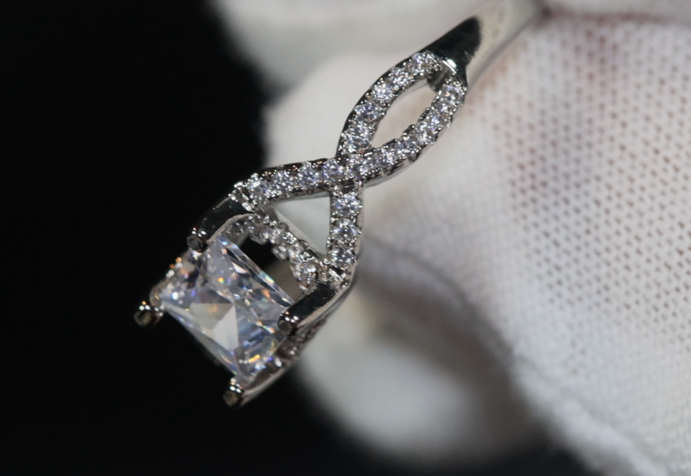 
            
                Load image into Gallery viewer, Engagement Ring | Princess Cut Diamond Ring | Diamond Engagement Rings | Womens Wedding Ring | Womens Engagement Ring | Infinity Ring
            
        
