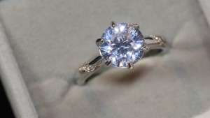 Round Diamond Wedding Ring | Promise Ring | Engagement Ring