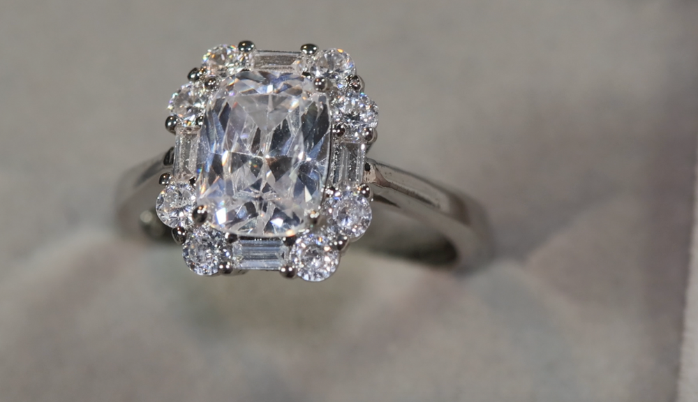 Engagement Ring | Promise Ring | Engagement Rings