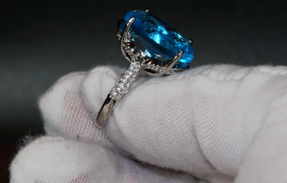 Aquamarine Ring | Aquamarine Diamond Ring | Blue Oval Diamond Ring