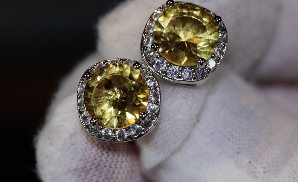 
            
                Load image into Gallery viewer, Yellow Diamond Earrings | Womens Earrings | Canary Yellow Earrings | Yellow Diamond Ear Studs | Stud Earrings | Diamond Ear Studs
            
        
