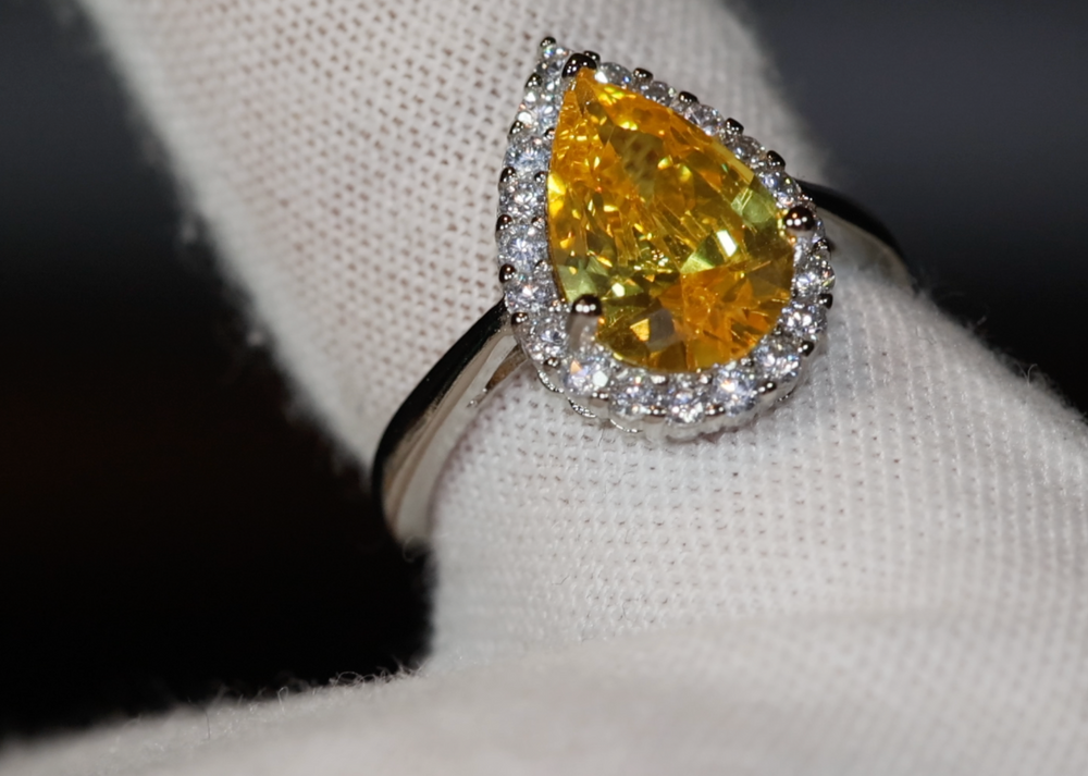 
            
                Load image into Gallery viewer, Yellow Diamond Ring | Yellow Diamond Engagement Rings | Canary Yellow Diamond Ring | Yellow Pear Cut Diamond Ring
            
        