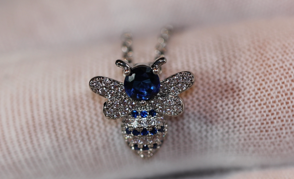 
            
                Load image into Gallery viewer, Blue Diamond Pendant | Bee Pendant | Bumble Bee Pendant
            
        