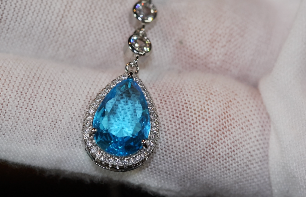 Blue Diamond Necklace | Teardrop Pendant