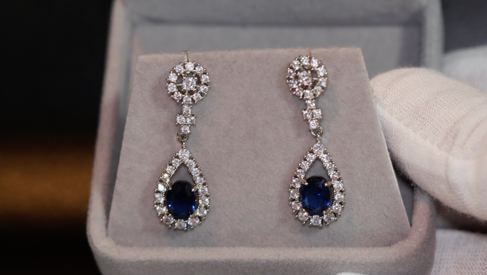 Blue Diamond Earrings | Sapphire Blue Diamond Earrings