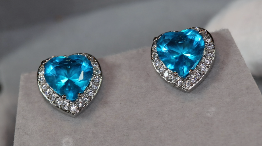 Blue Diamond Ear Studs | Blue diamond heart ear studs