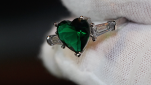 Green Diamond Heart Ring | Womens Green Diamond Ring